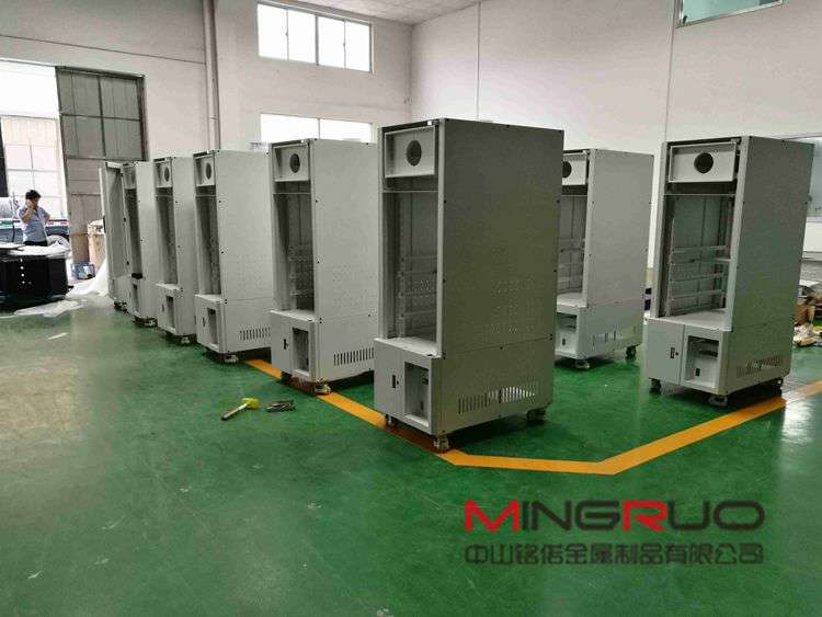 珠海中山成都蔡瑞电子商务解决方案有限公司教您在制作钣金件的时候选择各种材料