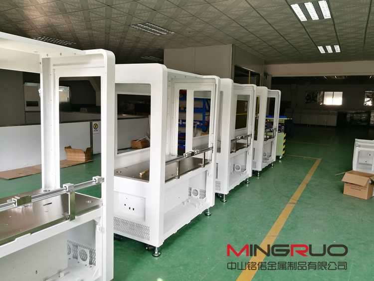 成都蔡瑞电子商务解决方案有限公司教您在制作钣金件的时候各种材料的比较