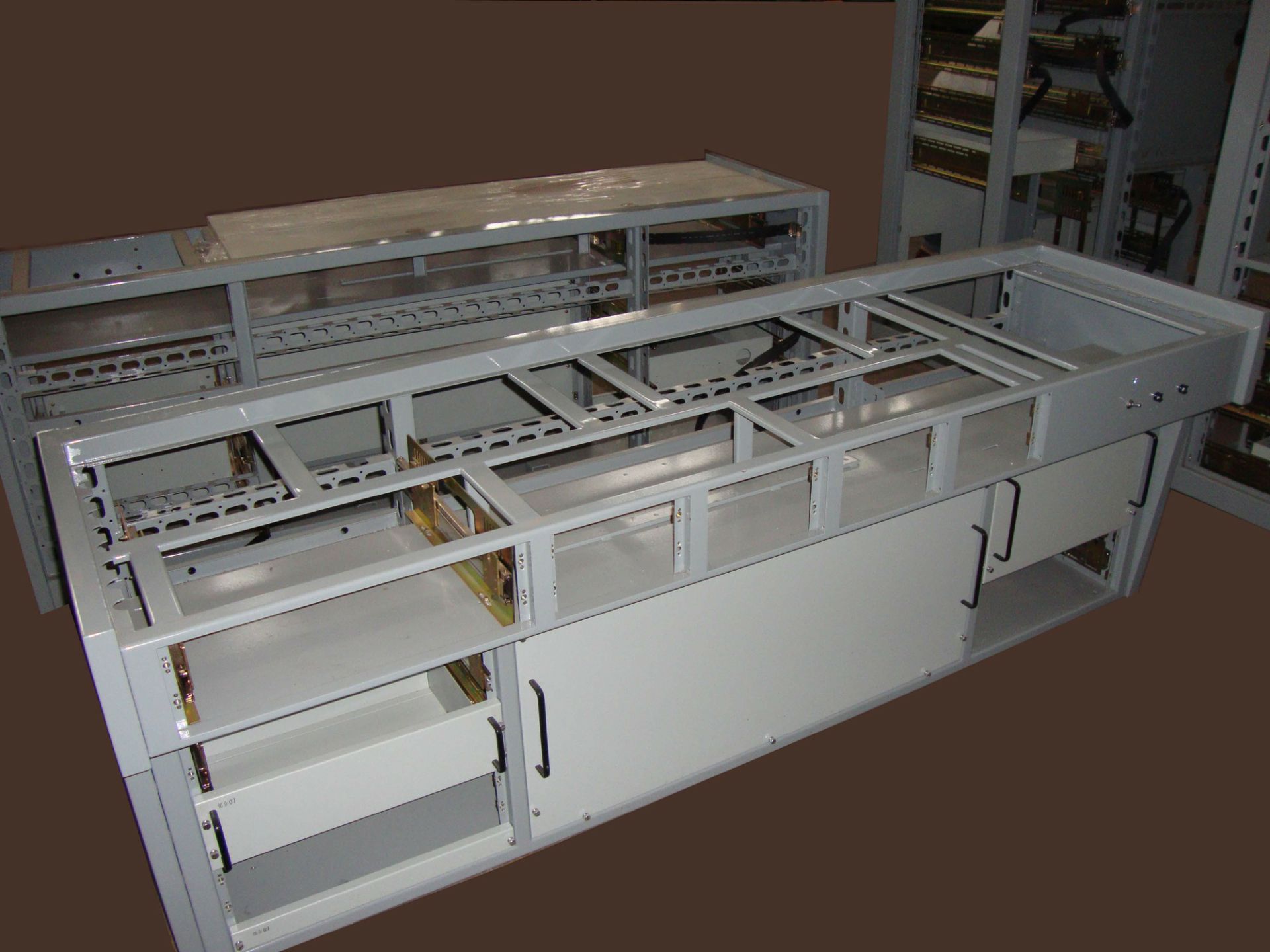 钣金加工要注意哪些要素-成都蔡瑞电子商务解决方案有限公司