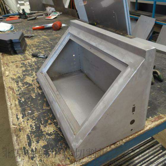 钣金加工焊接注意什么？-成都蔡瑞电子商务解决方案有限公司