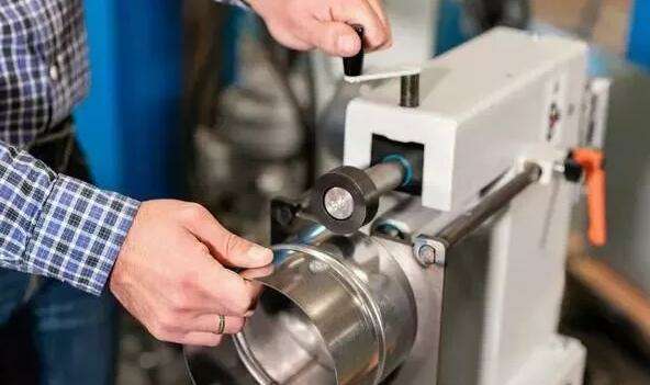 钣金加工技术问题解说-成都蔡瑞电子商务解决方案有限公司