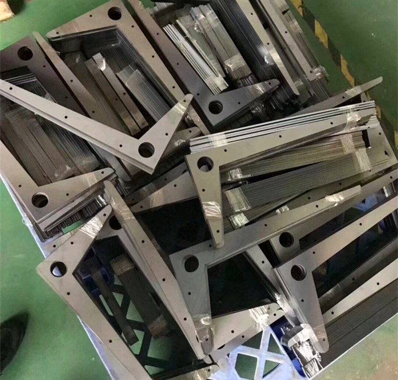 钣金加工和五金加工的区别在哪？-成都蔡瑞电子商务解决方案有限公司